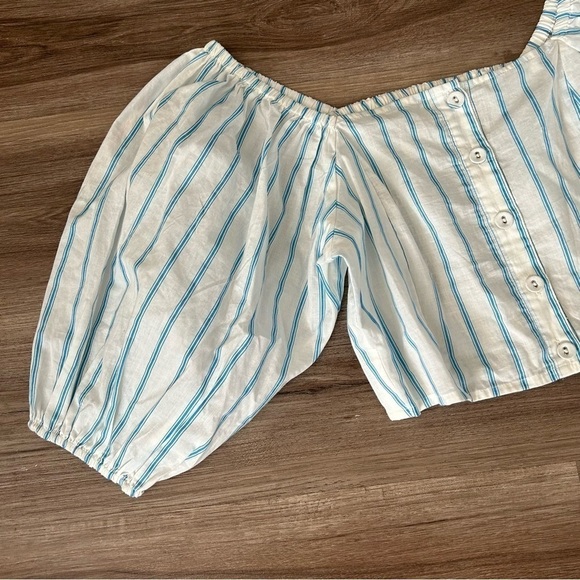 True Destiny White Blue Stripe Front Button Crop Puff Sleeve Top Women MediumNWT - Picture 3 of 7